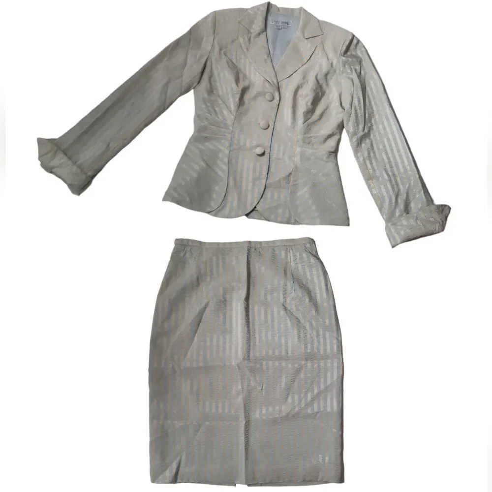 KAY UNGER Vintage Mint‎ Green/Cream Adorable Blazer and Skirt Set Size 2